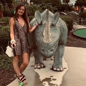 Meet your Posher, Tori